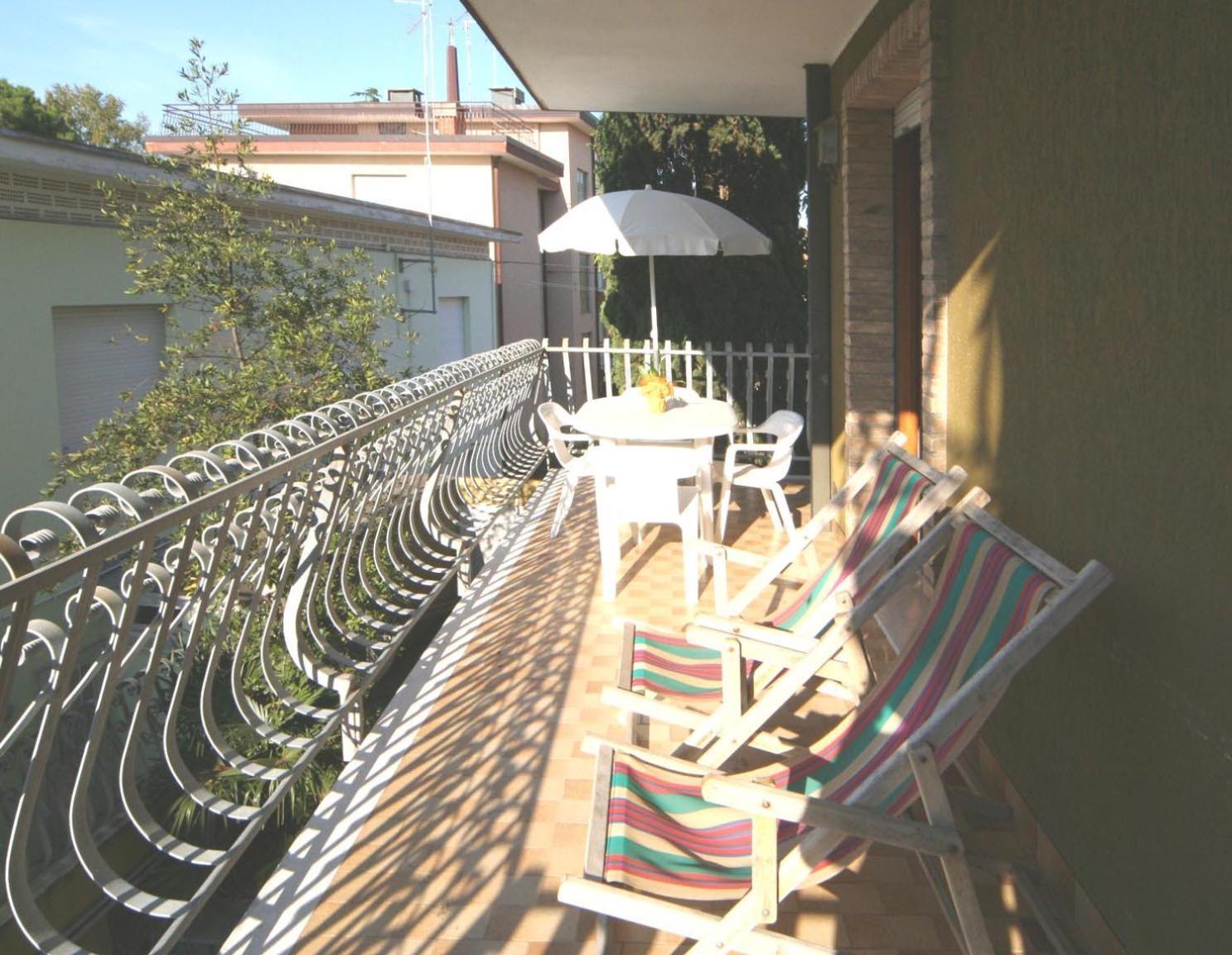 Burello Apartment Lignano Sabbiadoro Ngoại thất bức ảnh
